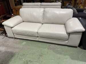 Modern 2.5-seat leather couch