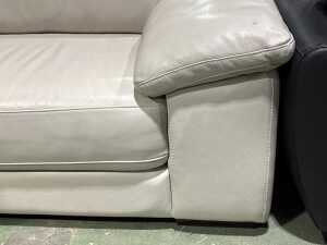 Modern 2.5-seat leather couch - 3