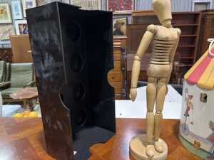 Three whimsical decorative items - 4