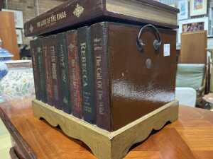 Hand-painted timber book-form chest - 4