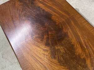 Flame mahogany veneer side table - 3