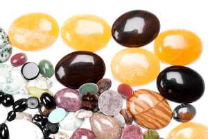 A large collection of cabochon gemstones - 3