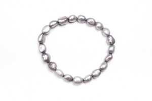 A collection of freshwater pearl jewellery - 4