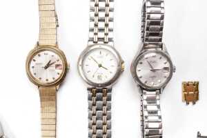 A collection of watches and parts - 3