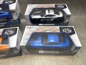 Four Maisto special edition 1:18 scale die-cast model Ford Mustang cars - 3