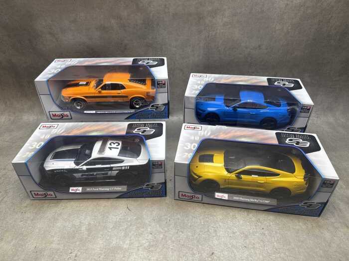 Four Maisto special edition 1:18 scale die-cast model Ford Mustang cars