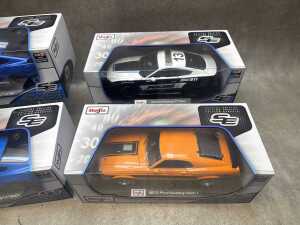 Four Maisto special edition 1:18 scale die-cast model Ford Mustang cars - 3