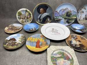 Assorted ceramic cabinet plates and bowls - 2