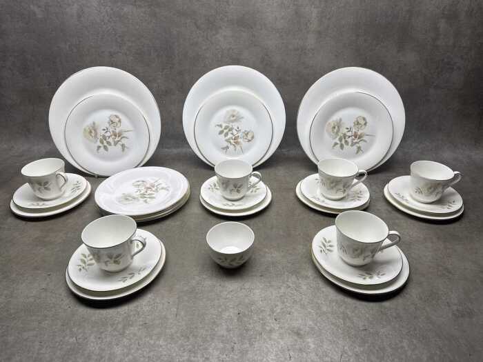 Royal Doulton Yorkshire Rose porcelain for six