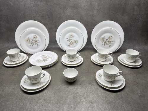 Royal Doulton Yorkshire Rose porcelain for six