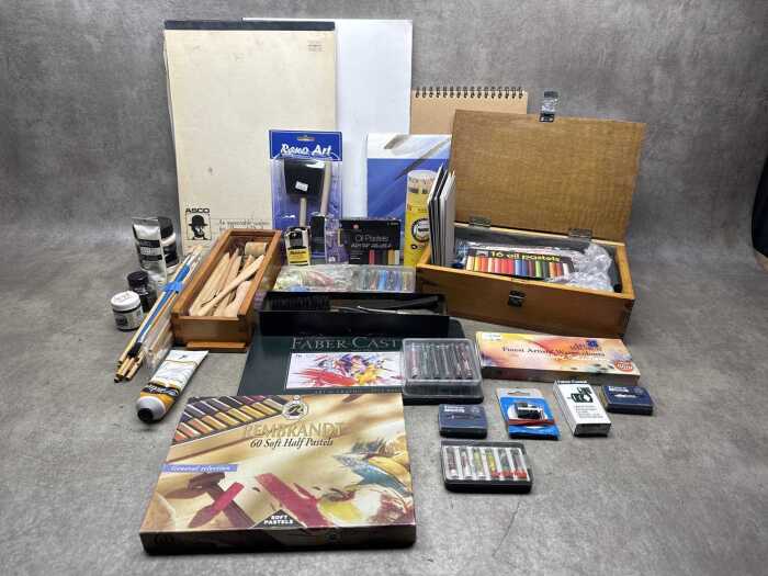 Art supplies