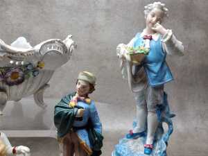 Group of antique porcelain figures - 3