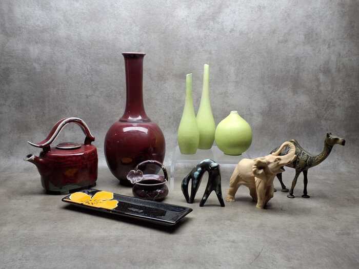 Mostly ceramic decorative items