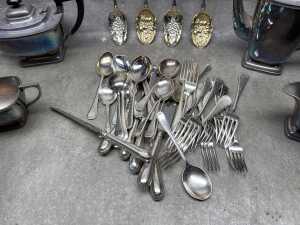 Group of silver-plate - 4