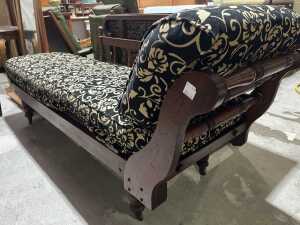 Early 20th century miners couch - 3