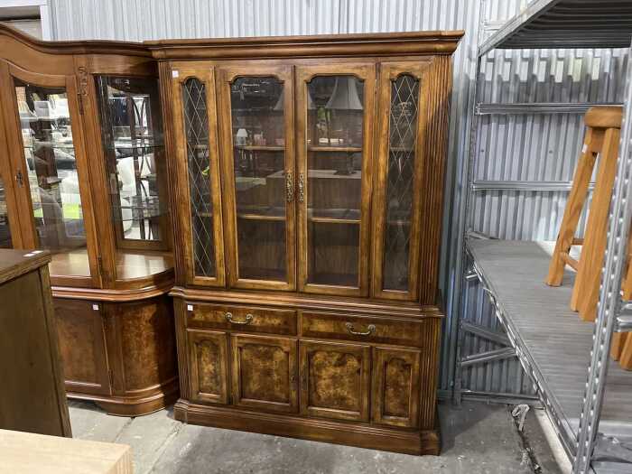 Antique style 2-piece wall unit