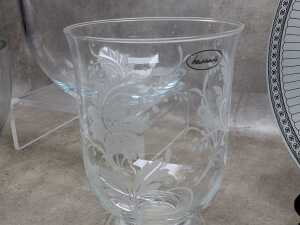 Four contemporary crystal homeware items - 2