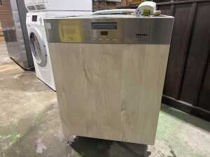 Miele G 5000 Active integrated dishwasher RRP $1,499