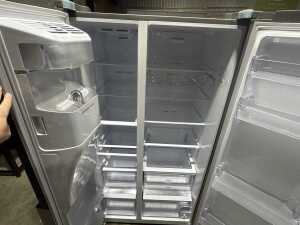 Samsung 589L side by side fridge - 2