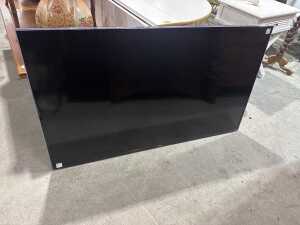 Samsung 55'' wall mounted TV