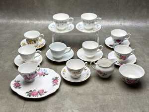 10 porcelain duos, including one large tennis set, sugar bowl and creamer