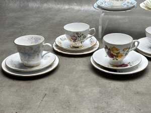 Eight English porcelain trios - 3