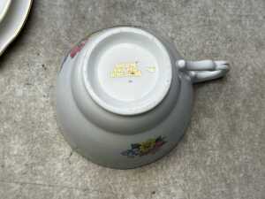 Eight English porcelain trios - 5
