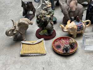 Collection of decorative elephants - 3