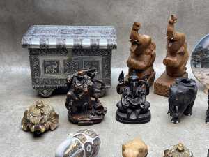 Collection of decorative elephants - 2