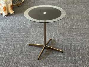 Upo height-adjustable occasional table (boxed)