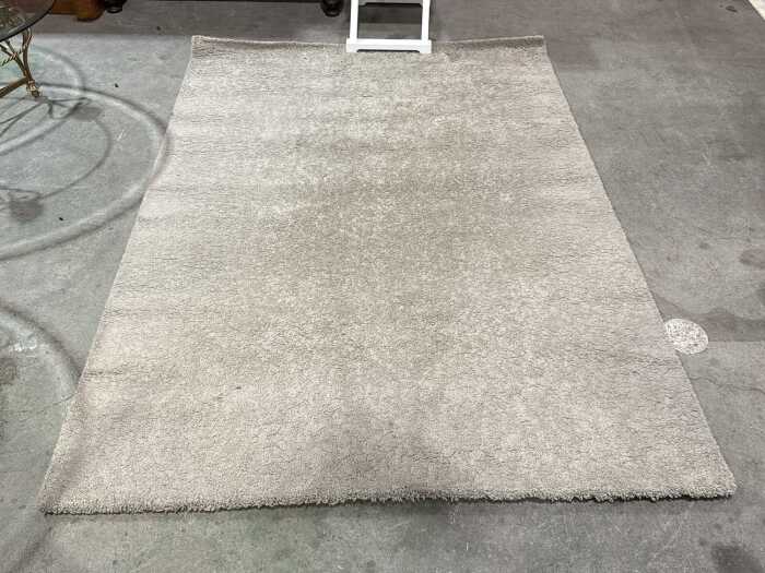 Modern polypropylene rug