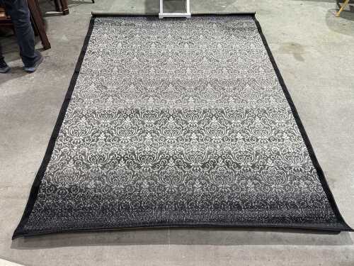 Modern polypropylene rug