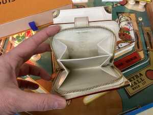 Louis Vuitton Compact Zippy cream leather wallet - 5