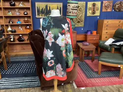 Ted Baker Sew in Love dress, size 1