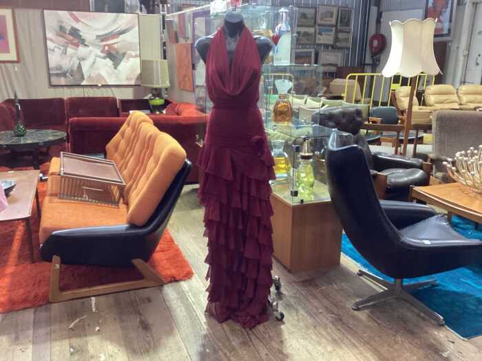 Vivienne Collection maroon ruffled dress, size XS