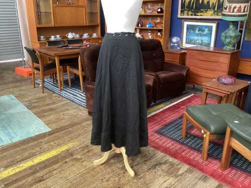 Sheike Edie Maxi Skirt in black, size 14