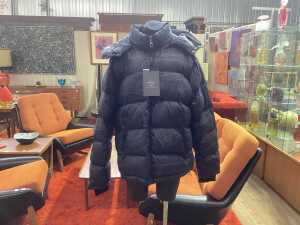 Mercier padded Queens AOP, size XL