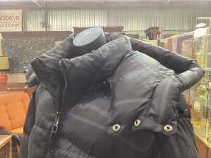 Mercier padded Queens AOP, size XL - 3