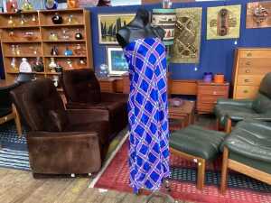 Steele Cassidy skirt in midnight check, size M - 2