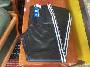 Adidas noir leather track pants, size L