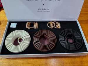 Bella Belts trio of leather belts and gold-tone buckles - 2