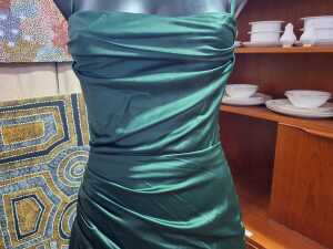 Babyboo Winona maxi dress in emerald size XS - 2