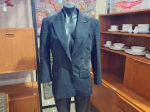 Cue blazer in black size 8