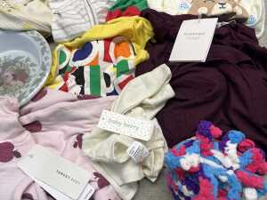 Group of baby clothing - 4
