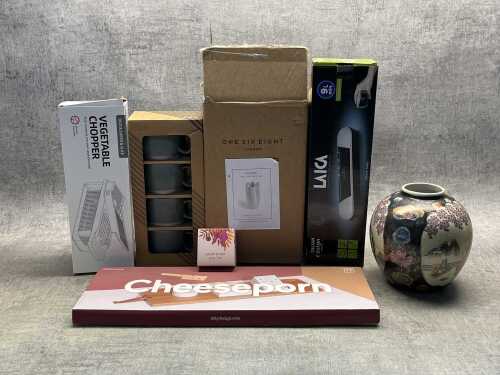 Group of homewares