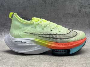 Nike Air Zoom Alphafly Next% size US 7 Men's - 2