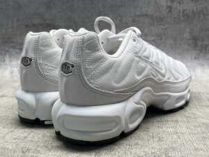 Nike Air Max Plus US 9.5 Women's - 4