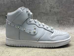 Nike Dunk High SE size US 7 Women's - 2