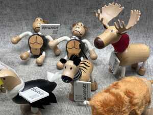 Group of Anamalz toys - 3
