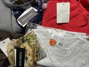 Group of Women's clothing size XS - 4